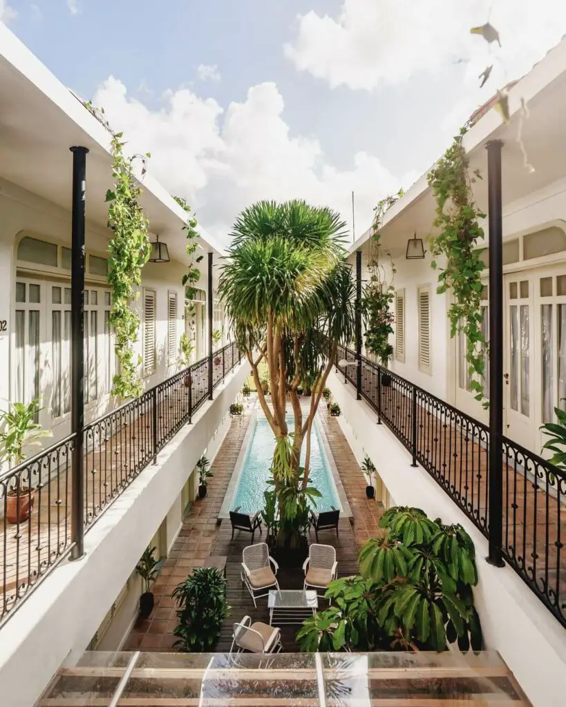 Brown Feather Hotel in Seminyak