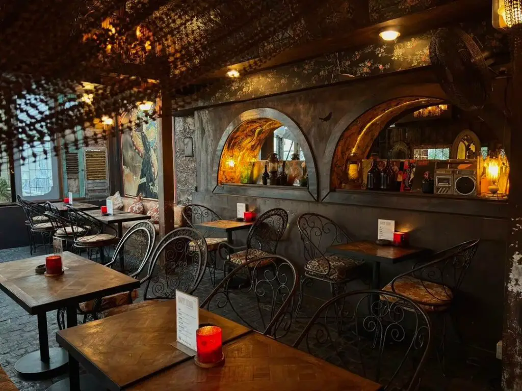No Más Bar in Ubud